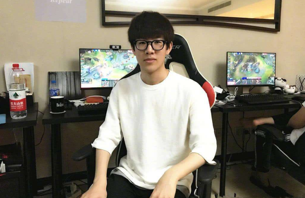 黑天鹅来临 黑天鹅来临